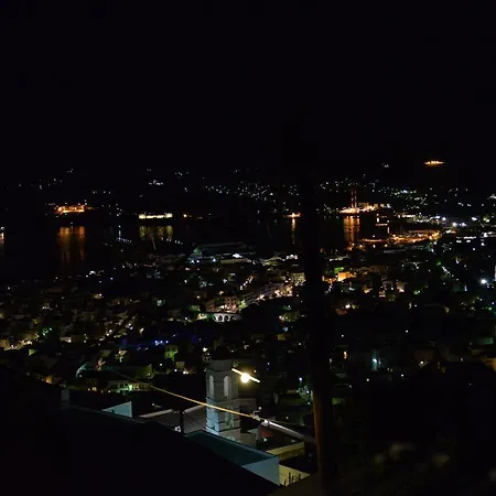 펜션 Fimaira 2 에르무폴리