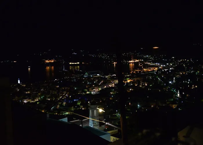 펜션 Fimaira 2 에르무폴리