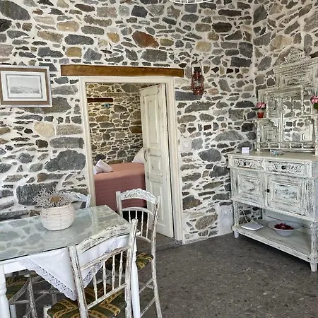 Fimaira 2 * Ermoupoli